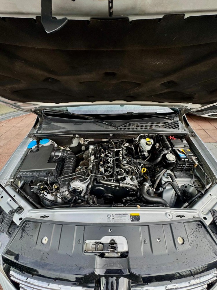 Volkswagen Amarok Highline — foto 9